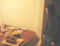  04-Cake on table.jpg 